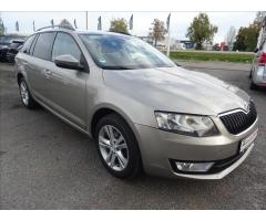 Škoda Octavia 1,2 TSi 77kW auto klima,tempomat,serviska - 1