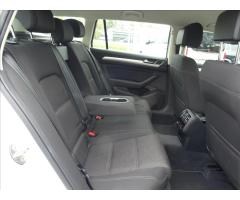 Volkswagen Passat 2,0 TDi DSG 110kW Comfortline,NAVI - 20