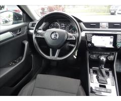 Škoda Superb 2,0 TDi DSG navi,led,1.maj,DPH - 25