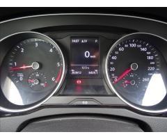 Volkswagen Passat 2,0 TDi DSG 110kW Comfortline,NAVI - 31