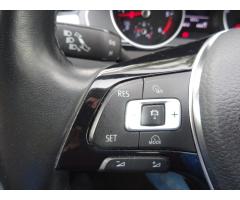 Volkswagen Passat 2,0 TDi DSG 110kW Comfortline,NAVI - 32