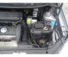 Volkswagen Polo 1,4 i 59kW,2 x kola,serviska,klima - 32