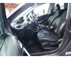 Peugeot 2008 1,2 PureTech 96kW 1.majitel - 19