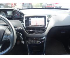 Peugeot 2008 1,2 PureTech 96kW 1.majitel - 27