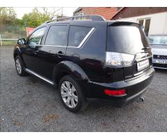 Mitsubishi Outlander 2,2 Di-D 4x4 Automat,7.míst - 6