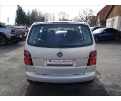 Volkswagen Touran 1,4 TSi 7.míst,1.majitel,2xkola - 7