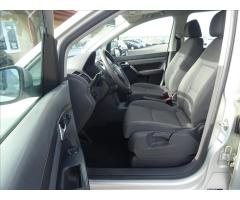 Volkswagen Touran 1,4 TSi 7.míst,1.majitel,2xkola - 16