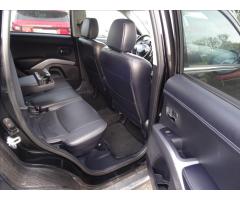 Mitsubishi Outlander 2,2 Di-D 4x4 Automat,7.míst - 19