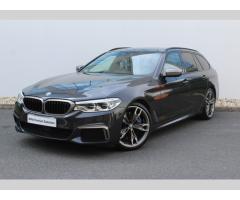 BMW Řada 5 M550d xDrive Touring - 1