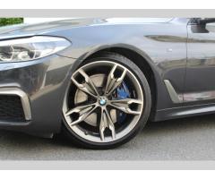 BMW Řada 5 M550d xDrive Touring - 6