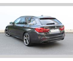 BMW Řada 5 M550d xDrive Touring - 8