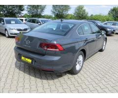 Volkswagen Passat 1,5 TSI EVO BMT Business ČR - 8