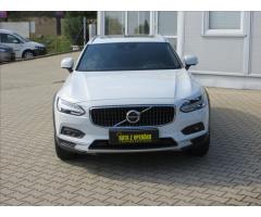 Volvo XC40 2,0 D3 DRIVE-E Momentum PRO Awd 4x4 Automat 1 MAJ ČR