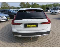 Volvo V90 2,0 B5 AWD Cross Country AUT TZ - 6