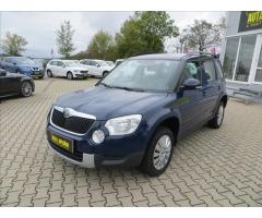 Škoda Yeti 2,0 TDI Ambition 4x4 ČR - 3