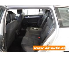 Volkswagen Passat 2.0 TDI COMFORT DSG 70 000 KM - 14