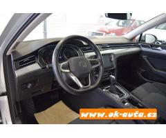 Volkswagen Passat 2.0 TDI COMFORT DSG 70 000 KM - 25