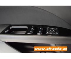 Ford Mondeo 2.0 TDCI BUSINESS AUTOMAT-DPH - 35