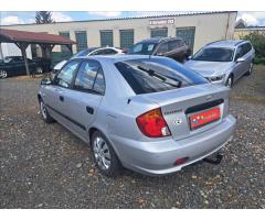 Hyundai Accent 1,3   i *ČR*Klima*TZ*Senzory - 7