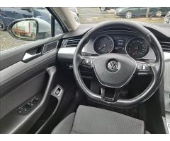 Volkswagen Passat 2,0   TDi 110kW DSG Comfortline - 10