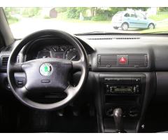 Škoda Octavia 1,9 TDi Ambiente Combi - 11