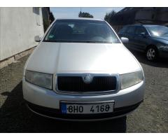 ŠKODA SUPERB COMBI 2.0TDI 140 LAURIN&K 4X4 DSG 7ST