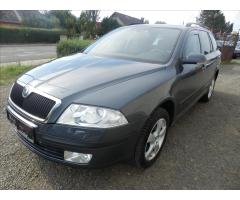 ŠKODA SUPERB COMBI 2.0TDI 140 LAURIN&K 4X4 DSG 7ST