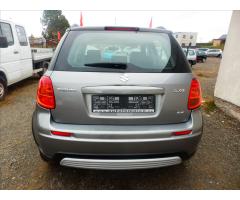 Suzuki SX4 1,6 VVT GLX 4 x 4 - 5