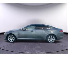 Jaguar XF 2,7 d V6 Luxury - 4