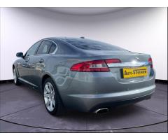 Jaguar XF 2,7 d V6 Luxury - 9