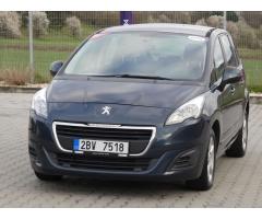 Peugeot 5008 1.6 HDI, NAVI 7míst PO SERVISE