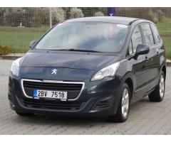 Peugeot 5008 1.6 HDI, NAVI 7míst PO SERVISE - 3