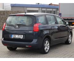 Peugeot 5008 1.6 HDI, NAVI 7míst PO SERVISE - 10