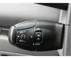 Peugeot 5008 1.6 HDI, NAVI 7míst PO SERVISE - 30