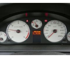 Peugeot 407 2.0 HDI SW panorama - 23