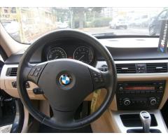 BMW Řada 3 3,0 325i Touring - 13