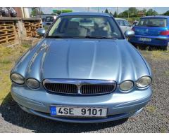 Jaguar X-Type 2.0 V6 - 8