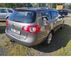 Volkswagen Golf Variant R-Line mHEV DSG Zlevněno o 16 000 Kč