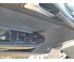 Volkswagen Passat 2.0 TDI DPF COMFORTLINE DSG VA - 10