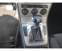 Volkswagen Passat 2.0 TDI DPF COMFORTLINE DSG VA - 14