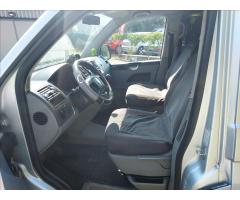 Volkswagen Transporter 2,5 TDI 96KW Long  Caravelle - 9