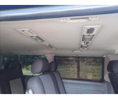 Volkswagen Transporter 2,5 TDI 96KW Long  Caravelle - 15