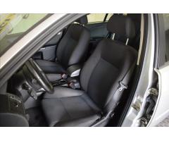 Ford Mondeo 1,8 i - 9