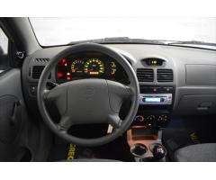 Kia Rio 1,3 i TOP STAV,PO SERVISU - 8