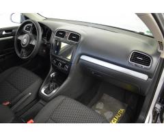 Volkswagen Golf 1,6 TDi PR.SERVIS,TOP STAV - 13