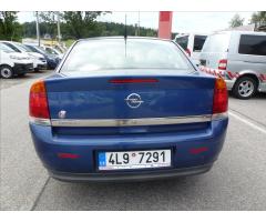 Opel Vectra 1,8 16V Comfort - 9