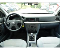 Opel Vectra 1,8 16V Comfort - 28