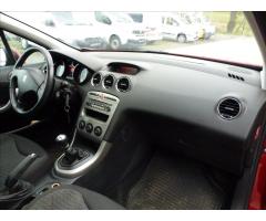 Peugeot 308 1,6 SW 16V 110KW/150k Premium  PANORAMA - 27