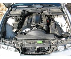 BMW Řada 5 2,2 i V6 E39  520i TOURING, - 33