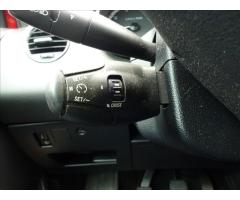 Peugeot 308 1,6 SW 16V 110KW/150k Premium  PANORAMA - 36